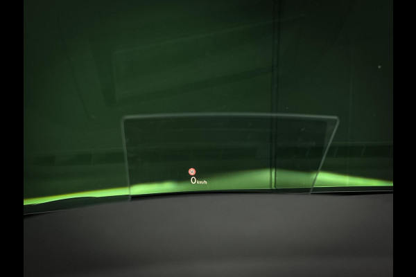 Volkswagen Tiguan 1.5 TSI R-Line Head-up | Pano | Trekhaak