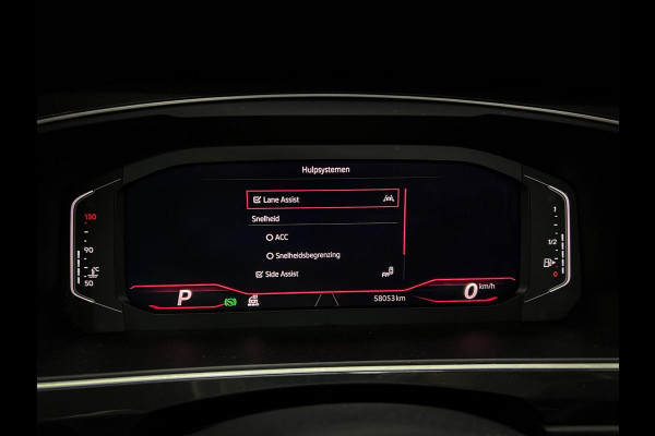 Volkswagen Tiguan 1.5 TSI R-Line Head-up | Pano | Trekhaak