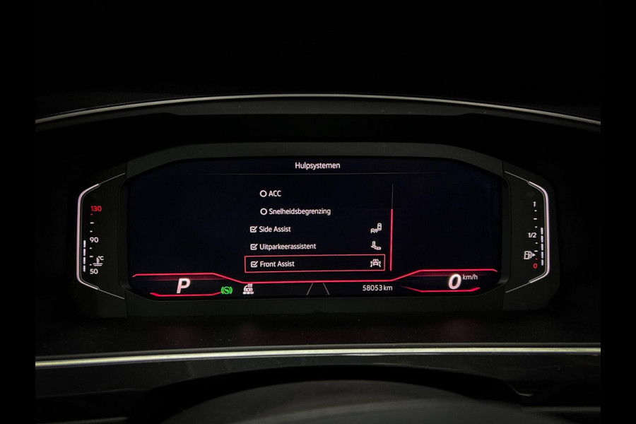 Volkswagen Tiguan 1.5 TSI R-Line Head-up | Pano | Trekhaak