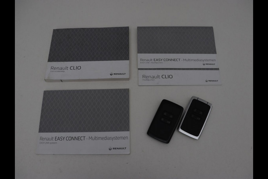 Renault Clio 1.0 TCe Intens | Carplay | Navigatie | Camera | Keyless | Full LED | Climate control | Half leder | Cruise control | Parkeerhulp