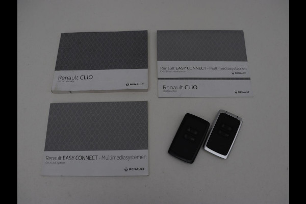 Renault Clio 1.0 TCe Intens | Carplay | Navigatie | Camera | Keyless | Full LED | Climate control | Half leder | Cruise control | Parkeerhulp