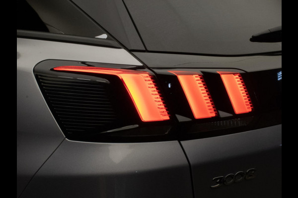 Peugeot 3008 1.6 e-THP Allure Sport (APPLE CARPLAY,NAVI,CRUISE,360 VIEW,CAMERA,SFEER VERLICHTING,SPORTSTOELEN,LM VELGEN)