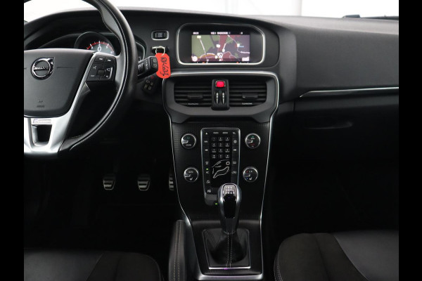 Volvo V40 2.0 T4 Sport | Stoelverwarming | Camera | Leder/Alcantara | Park Assist | Full LED | Navigatie | Climate control | Cruise control