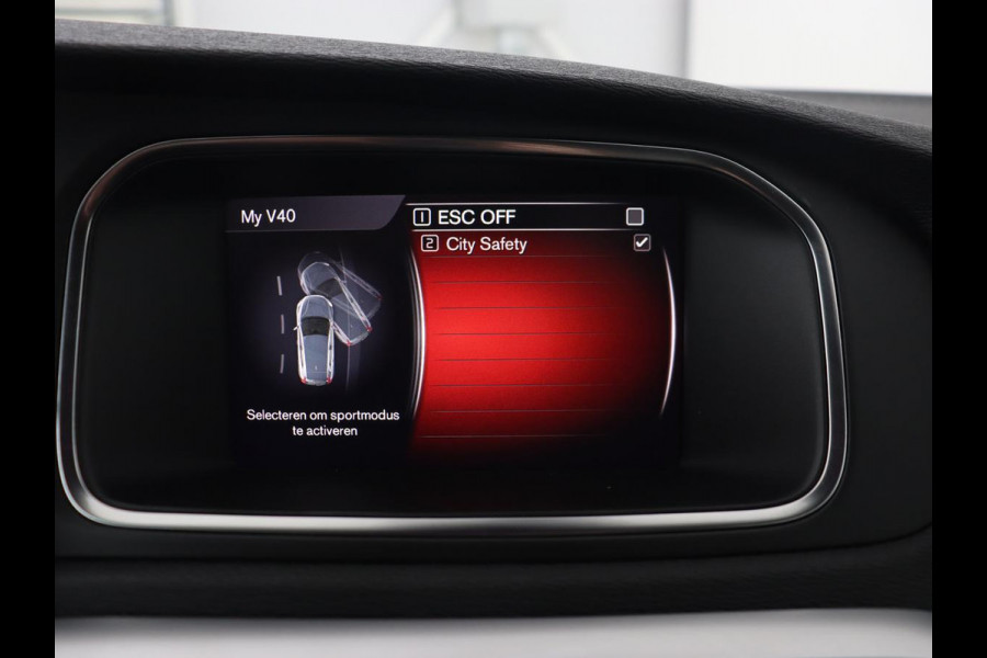 Volvo V40 2.0 T4 Sport | Stoelverwarming | Camera | Leder/Alcantara | Park Assist | Full LED | Navigatie | Climate control | Cruise control