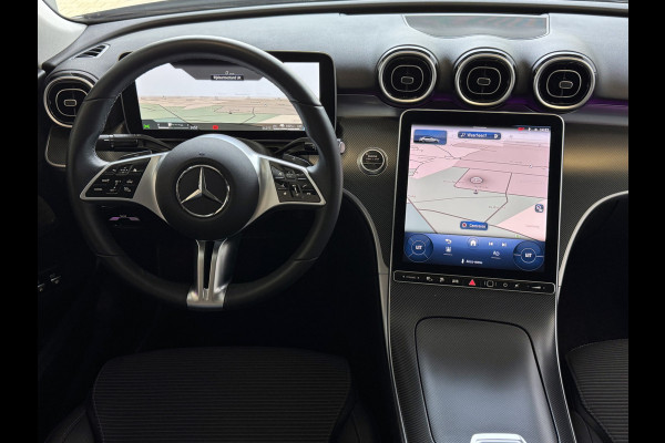 Mercedes-Benz C-Klasse 300e 313PK PHEV 12/2024 AVANTGARDE TREKHAAK HALF LEER CAMERA ELEK/STOEL/VERWARMD 12/2024 PHEV PLUG IN HYBRIDE phev