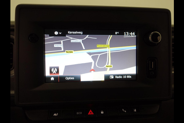 Renault Master T33 2.3 dCi 135PK L2H2 Work Edition Airco Cruise Control Camera Navi Parkeersensoren Trekhaak