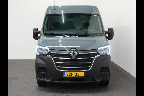 Renault Master T33 2.3 dCi 135PK L2H2 Work Edition Airco Cruise Control Camera Navi Parkeersensoren Trekhaak