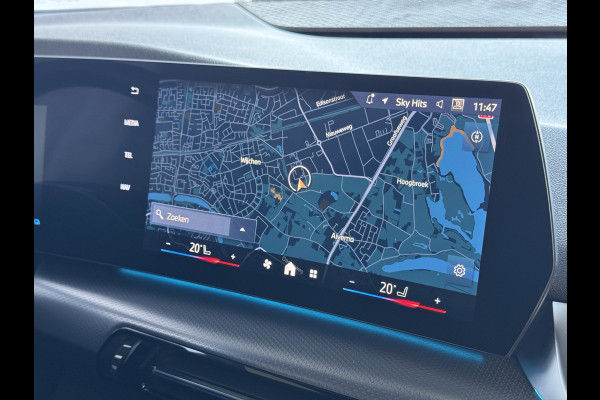 BMW 2 Serie Active Tourer ✅ 230E ✅ XDRIVE 326 PK M SPORT LED ELEK.KLEP CAMERA WEGKLAPBARE.TREKHAAK 04/2024 AWD 4X4 4WD M-Sportpakket  PHEV