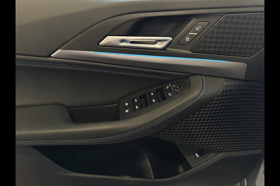 BMW 2 Serie Active Tourer ✅ 230E ✅ XDRIVE 326 PK M SPORT LED ELEK.KLEP CAMERA WEGKLAPBARE.TREKHAAK 04/2024 AWD 4X4 4WD M-Sportpakket  PHEV