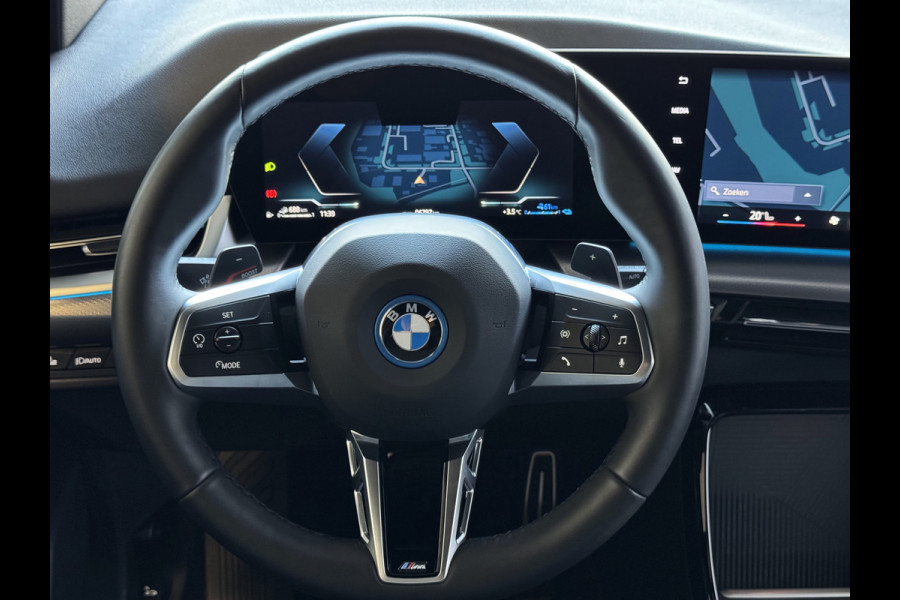 BMW 2 Serie Active Tourer ✅ 230E ✅ XDRIVE 326 PK M SPORT LED ELEK.KLEP CAMERA WEGKLAPBARE.TREKHAAK 04/2024 AWD 4X4 4WD M-Sportpakket  PHEV