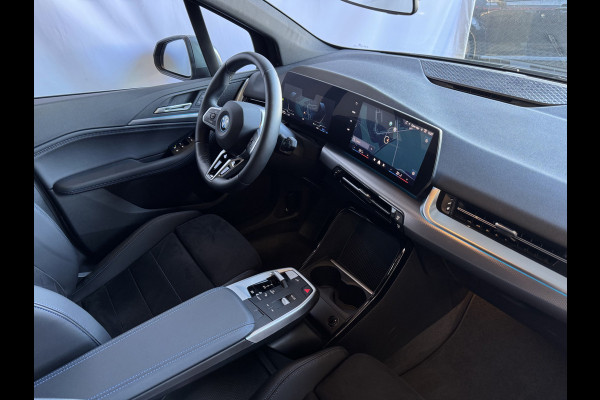 BMW 2 Serie Active Tourer ✅ 230E ✅ XDRIVE 326 PK M SPORT LED ELEK.KLEP CAMERA WEGKLAPBARE.TREKHAAK 04/2024 AWD 4X4 4WD M-Sportpakket  PHEV