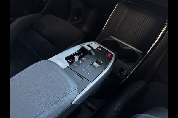 BMW 2 Serie Active Tourer ✅ 230E ✅ XDRIVE 326 PK M SPORT LED ELEK.KLEP CAMERA WEGKLAPBARE.TREKHAAK 04/2024 AWD 4X4 4WD M-Sportpakket  PHEV