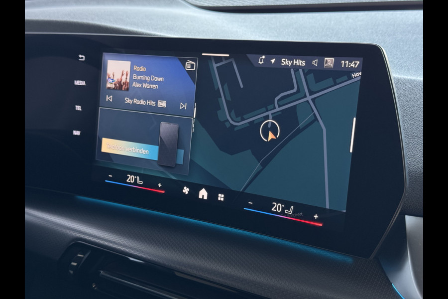 BMW 2 Serie Active Tourer ✅ 230E ✅ XDRIVE 326 PK M SPORT LED ELEK.KLEP CAMERA WEGKLAPBARE.TREKHAAK 04/2024 AWD 4X4 4WD M-Sportpakket  PHEV