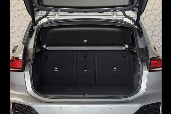 BMW 2 Serie Active Tourer ✅ 230E ✅ XDRIVE 326 PK M SPORT LED ELEK.KLEP CAMERA WEGKLAPBARE.TREKHAAK 04/2024 AWD 4X4 4WD M-Sportpakket  PHEV