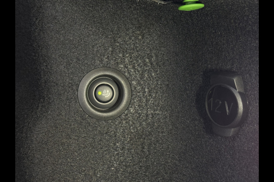 BMW 2 Serie Active Tourer ✅ 230E ✅ XDRIVE 326 PK M SPORT LED ELEK.KLEP CAMERA WEGKLAPBARE.TREKHAAK 04/2024 AWD 4X4 4WD M-Sportpakket  PHEV