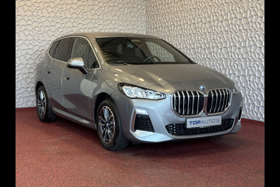BMW 2 Serie Active Tourer ✅ 230E ✅ XDRIVE 326 PK M SPORT LED ELEK.KLEP CAMERA WEGKLAPBARE.TREKHAAK 04/2024 AWD 4X4 4WD M-Sportpakket  PHEV
