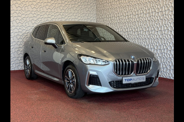 BMW 2 Serie Active Tourer ✅ 230E ✅ XDRIVE 326 PK M SPORT LED ELEK.KLEP CAMERA WEGKLAPBARE.TREKHAAK 04/2024 AWD 4X4 4WD M-Sportpakket  PHEV