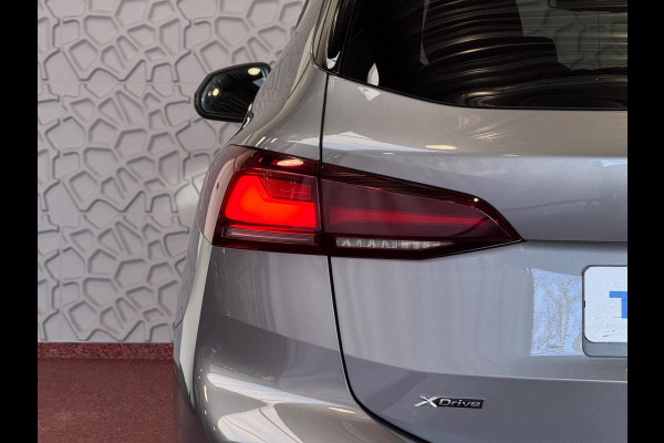 BMW 2 Serie Active Tourer ✅ 230E ✅ XDRIVE 326 PK M SPORT LED ELEK.KLEP CAMERA WEGKLAPBARE.TREKHAAK 04/2024 AWD 4X4 4WD M-Sportpakket  PHEV