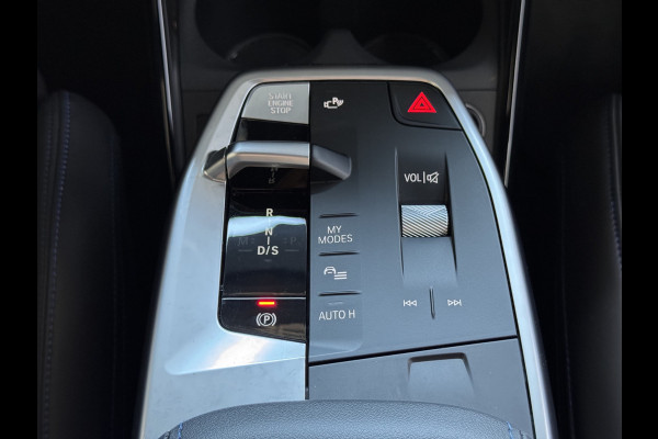 BMW 2 Serie Active Tourer ✅ 230E ✅ XDRIVE 326 PK M SPORT LED ELEK.KLEP CAMERA WEGKLAPBARE.TREKHAAK 05/2024 AWD 4X4 4WD M-Sportpakket PHEV