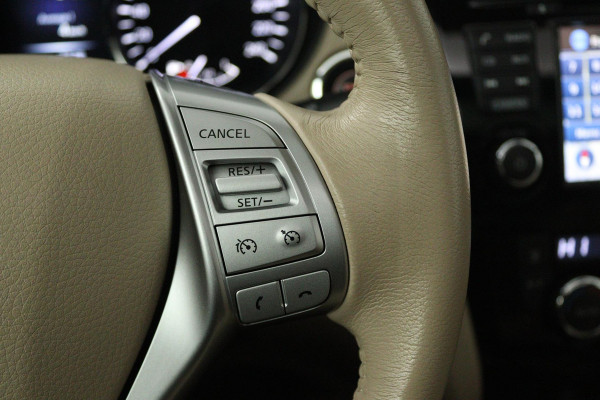 Nissan X-Trail 1.6 DIG-T Tekna (PANORAMADAK, STOELVERWARMING, CAMERA, TREKHAAK, ELEKTR STOELEN, PARKEERSENSOREN)