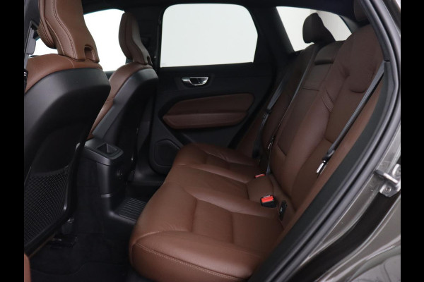 Volvo XC60 2.0 Recharge T6 AWD Inscription | Panoramadak | Trekhaak | Leder | Stoel & stuurverwarming | Adaptive cruise | Camera | Harman/Kardon | Navigatie | Memory | 20'' | Carplay | PHEV | Plug In