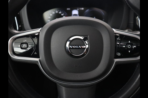 Volvo XC60 2.0 Recharge T6 AWD Inscription | Panoramadak | Trekhaak | Leder | Stoel & stuurverwarming | Adaptive cruise | Camera | Harman/Kardon | Navigatie | Memory | 20'' | Carplay | PHEV | Plug In