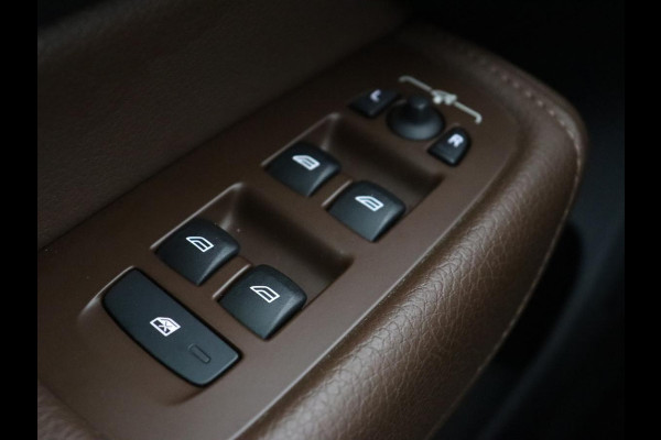 Volvo XC60 2.0 Recharge T6 AWD Inscription | Panoramadak | Trekhaak | Leder | Stoel & stuurverwarming | Adaptive cruise | Camera | Harman/Kardon | Navigatie | Memory | 20'' | Carplay | PHEV | Plug In