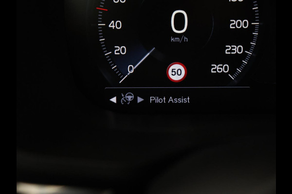 Volvo XC60 2.0 Recharge T6 AWD Inscription | Panoramadak | Trekhaak | Leder | Stoel & stuurverwarming | Adaptive cruise | Camera | Harman/Kardon | Navigatie | Memory | 20'' | Carplay | PHEV | Plug In