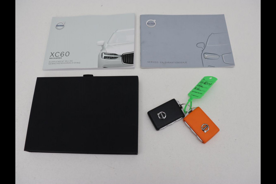 Volvo XC60 2.0 Recharge T6 AWD Inscription | Panoramadak | Trekhaak | Leder | Stoel & stuurverwarming | Adaptive cruise | Camera | Harman/Kardon | Navigatie | Memory | 20'' | Carplay | PHEV | Plug In