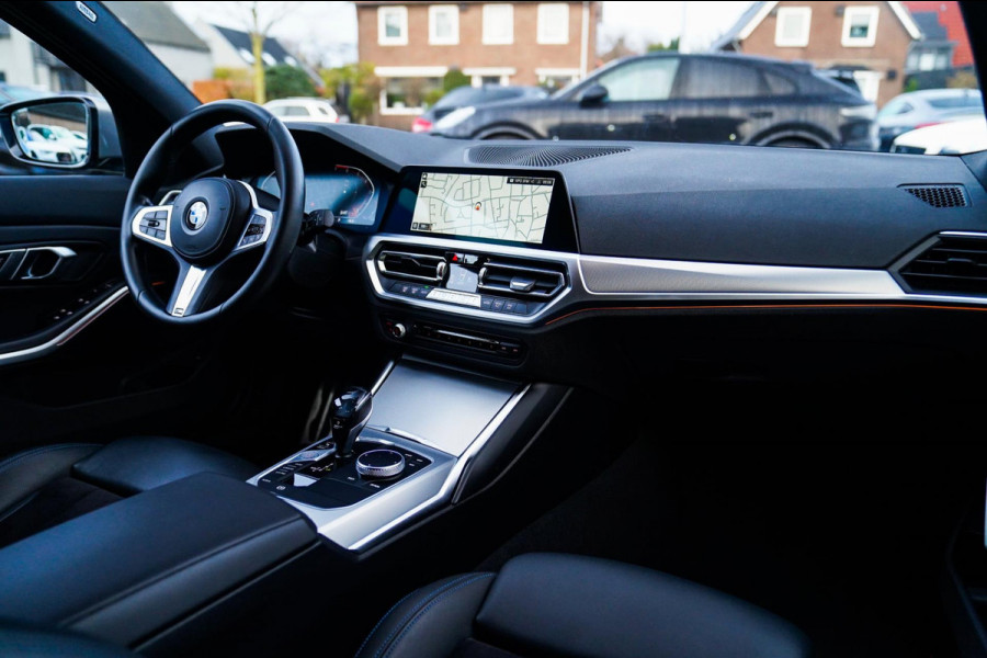 BMW 3 Serie Touring 318i Executive Edition | M Pakket | Elektrische achterklep