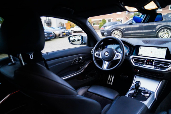 BMW 3 Serie Touring 318i Executive Edition | M Pakket | Elektrische achterklep