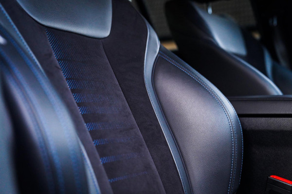 BMW 3 Serie Touring 318i Executive Edition | M Pakket | Elektrische achterklep