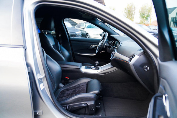 BMW 3 Serie Touring 318i Executive Edition | M Pakket | Elektrische achterklep