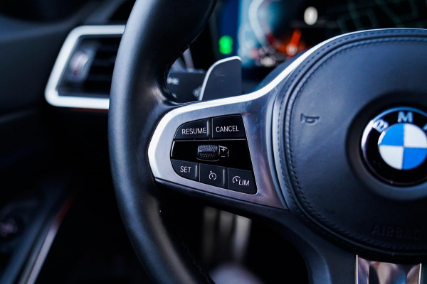 BMW 3 Serie Touring 318i Executive Edition | M Pakket | Elektrische achterklep