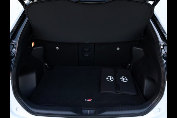 Toyota Yaris Cross 1.5 Hyb 130 GR Sport | JBL | Head Up | El Achterklep