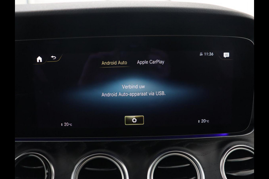 Mercedes-Benz E-Klasse 300e Avantgarde | Panoramadak | Adaptive cruise | Stoelverwarming | Carplay | Camera | Sfeerverlichting | Navigatie | Widescreen | Half leder | PHEV | Plug In