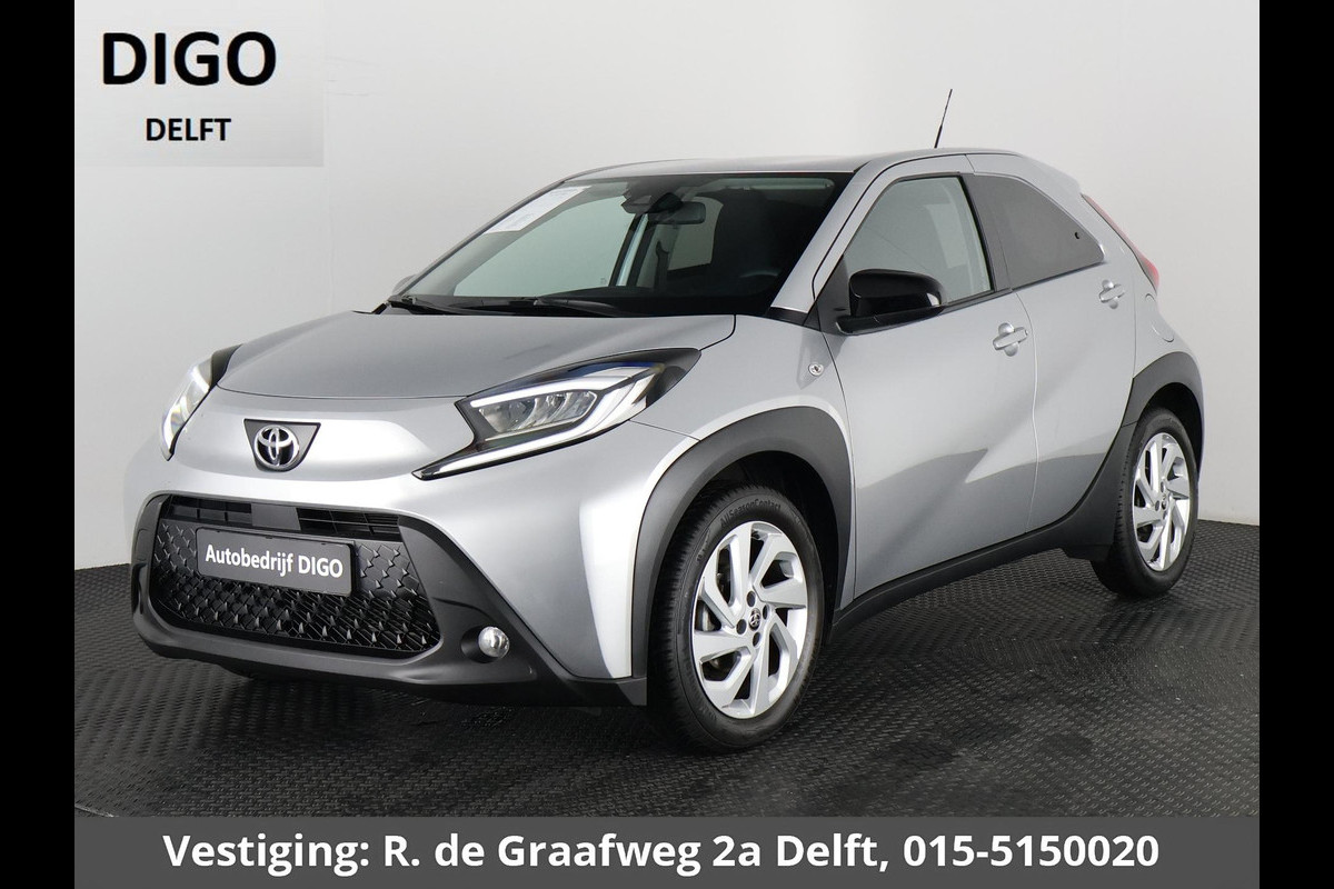 Toyota Aygo X 1.0 VVT-i MT First | Stoelverwarming | Apple Carplay & AndroidAUTO | Climate Control |