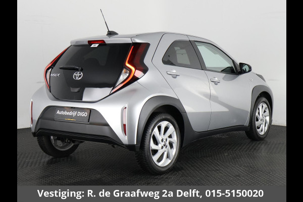 Toyota Aygo X 1.0 VVT-i MT First | Stoelverwarming | Apple Carplay & AndroidAUTO | Climate Control |