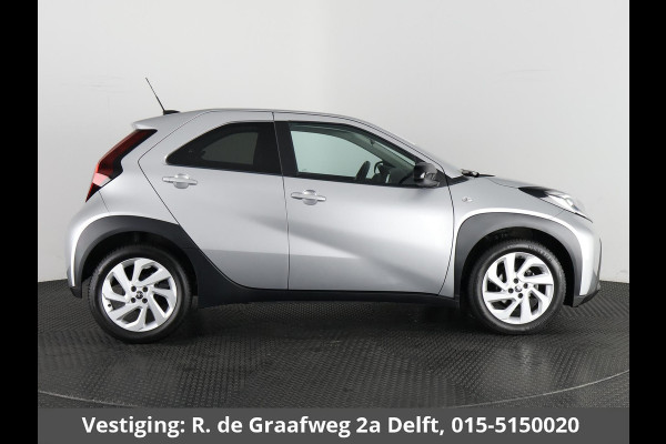 Toyota Aygo X 1.0 VVT-i MT First | Stoelverwarming | Apple Carplay & AndroidAUTO | Climate Control |