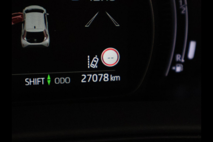 Toyota Aygo X 1.0 VVT-i MT First | Stoelverwarming | Apple Carplay & AndroidAUTO | Climate Control |