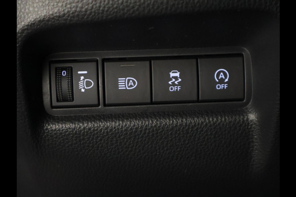 Toyota Aygo X 1.0 VVT-i MT First | Stoelverwarming | Apple Carplay & AndroidAUTO | Climate Control |