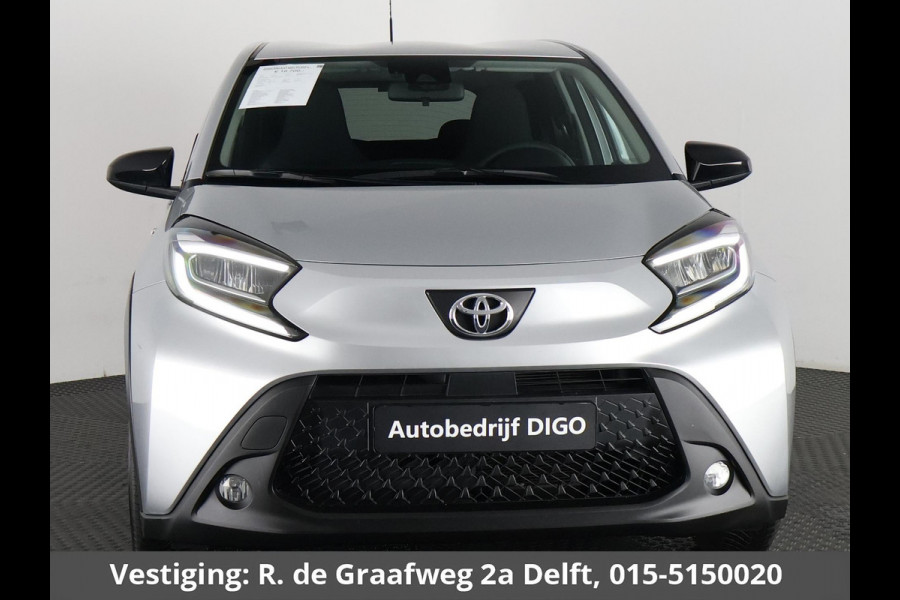 Toyota Aygo X 1.0 VVT-i MT First | Stoelverwarming | Apple Carplay & AndroidAUTO | Climate Control |