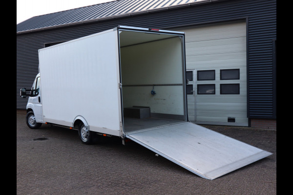 Peugeot Boxer 2.2 BlueHDi 141pk Euro 6 Bakwagen 4,5m - Navi - Camera - Cruise