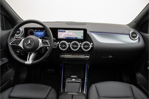 Mercedes-Benz GLA 250 e Luxury Line, Panorama, Key-Less, Hybrid 2024