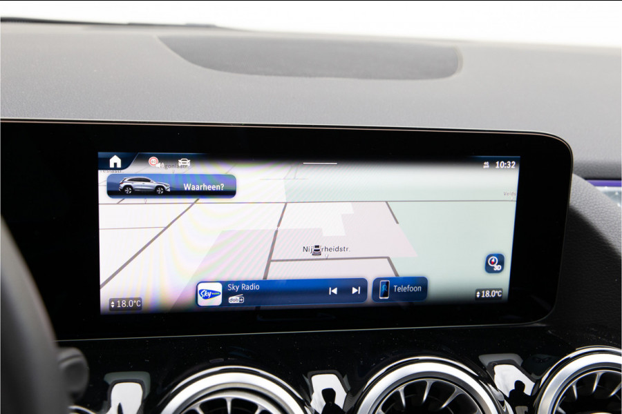 Mercedes-Benz GLA 250 e Luxury Line, Panorama, Key-Less, Hybrid 2024