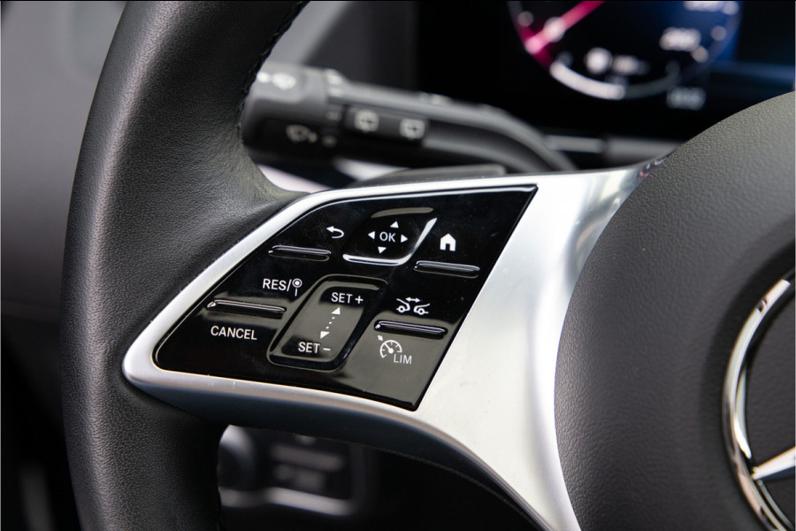 Mercedes-Benz GLA 250 e Luxury Line, Panorama, Key-Less, Hybrid 2024