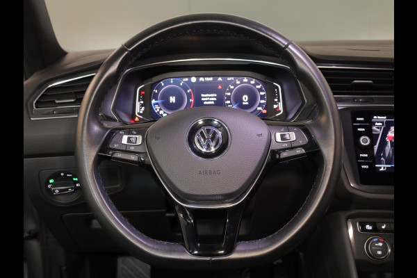 Volkswagen Tiguan Allspace 1.5 TSI Highline Business R 7p. 150pk DSG| Pano-dak| 20'LM-velgen|