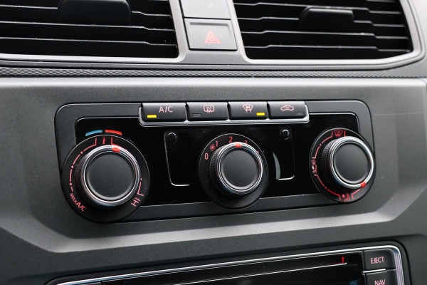 Volkswagen Caddy 2.0 TDI 185 PK DSG | CarPlay | Camera | Stoelverwarming | L+R Schuifdeur | AP Schroefset | Trekhaak | Airco | Cruise control | Dealer onderhouden | Nieuwe APK