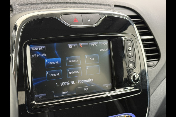 Renault Captur 1.2T 120PK AUT-6 Navi Xmod Camera Trekhaak Ecc Cruise Control Pdc Stoelverwarming Lmv 17" Privacy Glas Bluetooth Keyless Regn-Lichtsensor