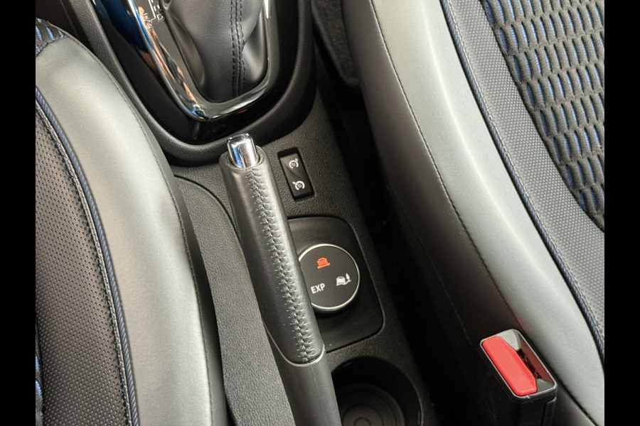 Renault Captur 1.2T 120PK AUT-6 Navi Xmod Camera Trekhaak Ecc Cruise Control Pdc Stoelverwarming Lmv 17" Privacy Glas Bluetooth Keyless Regn-Lichtsensor